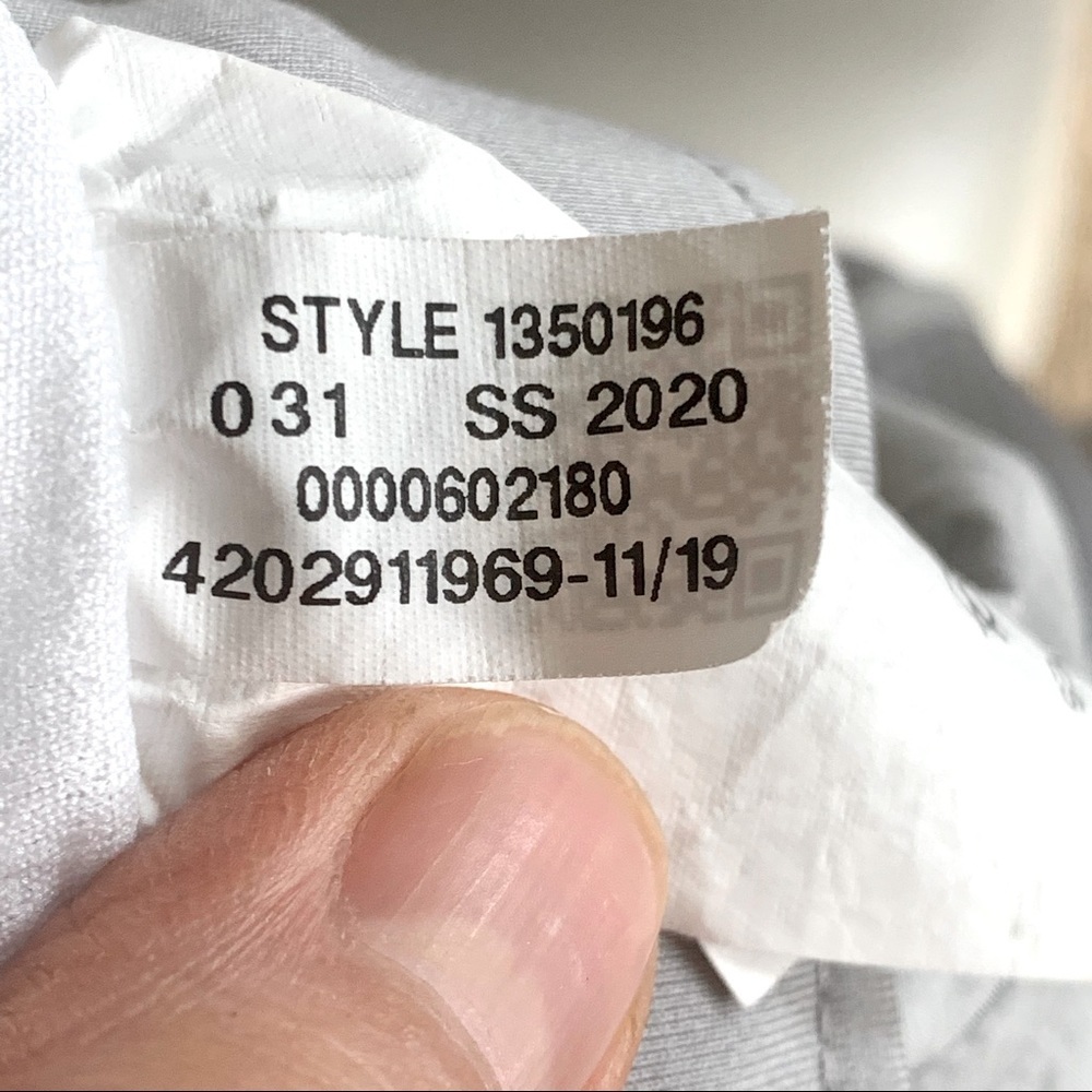 UNDER ARMOUR Fly-By 2.0 3.5” Shorts Gray Wolf Full Heather Size Small - Picture 14 of 14